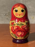Vintage Floral Matryoshka Doll - Perfect for Collectors!