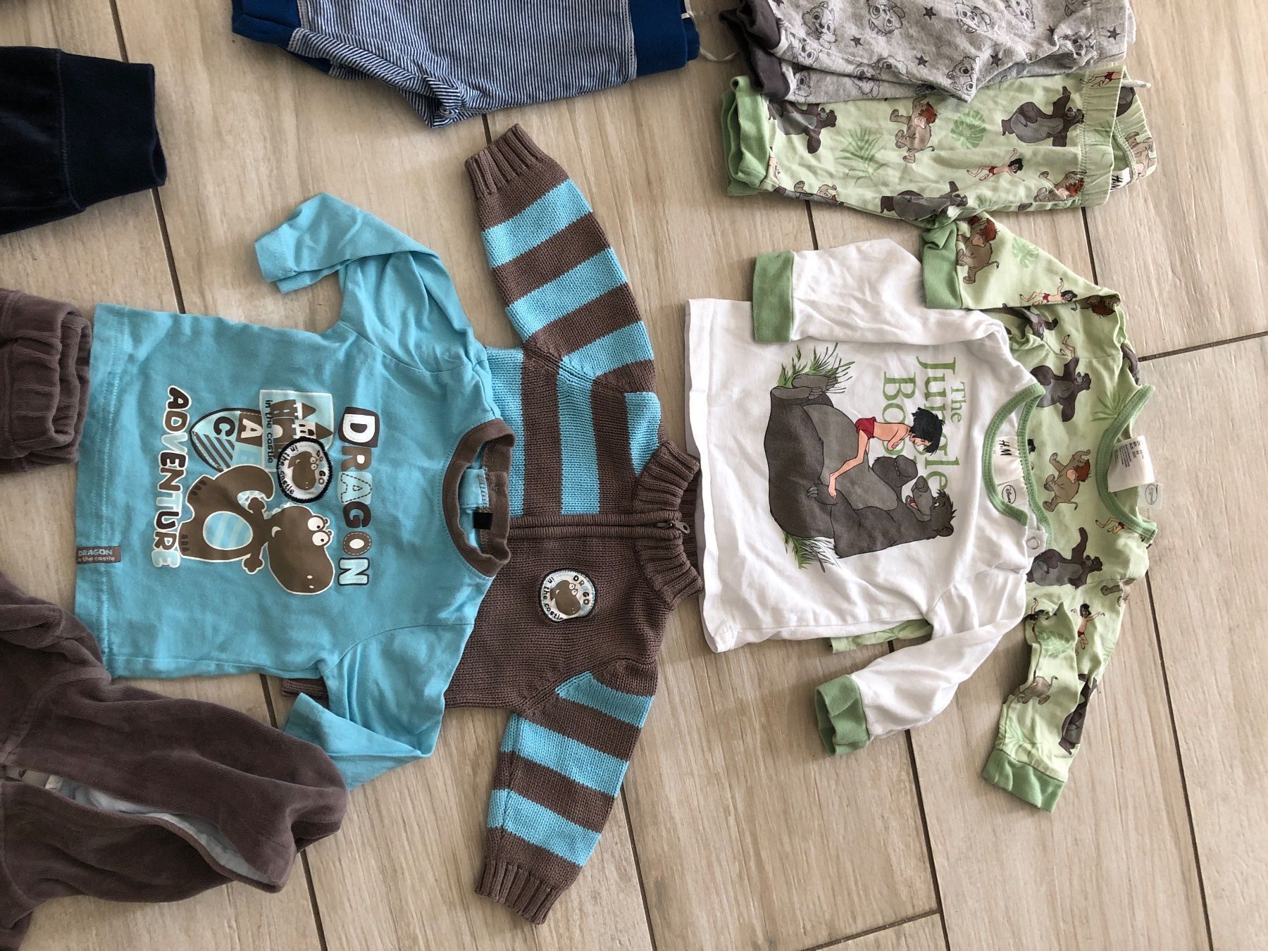 Lotti & Set di vestiti: Kleiderpaket Gr 62, 14 teilig – Usato da Gelterkinden venduto da ale_yrh7 2
