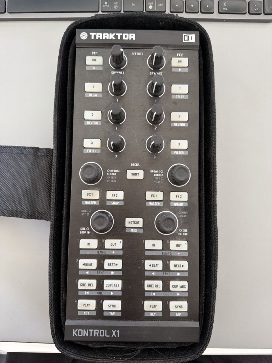 Traktor Strumenti musicali: Coppia Traktor Kontrol X1 Controller – Usato da Riazzino venduto da ste_p59z 1