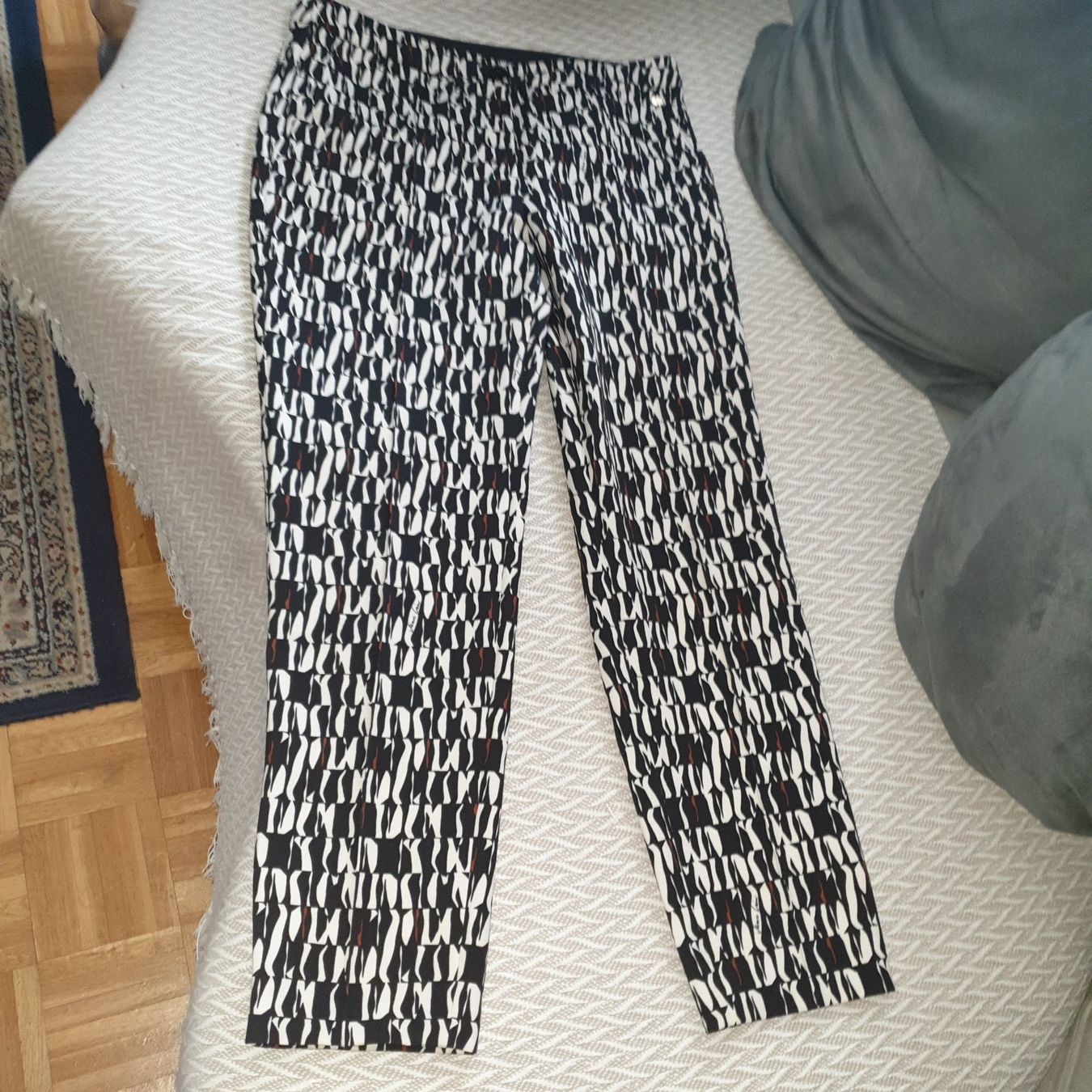 Marc Cain Pantalons: Marc Cain schöne Hose Gr. 4 – Neuf (Voir description) à Frenkendorf par Moon111
