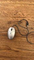 Logitech Maus kabelgebunden silber akzeptabler Zustand