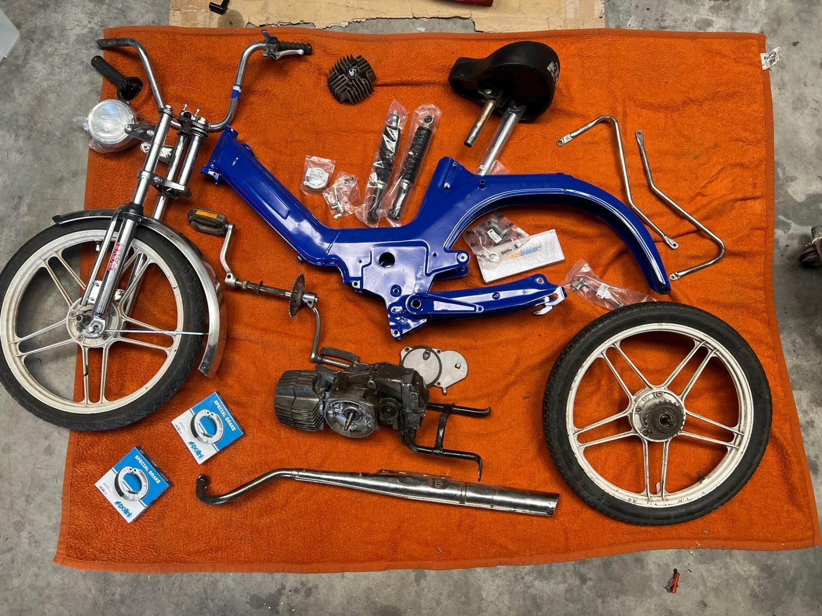 Puch Ciclomotori: Puch Maxi S Rahmen mit diversen Teilen – Difettoso da Rain venduto da sab_nky6 1