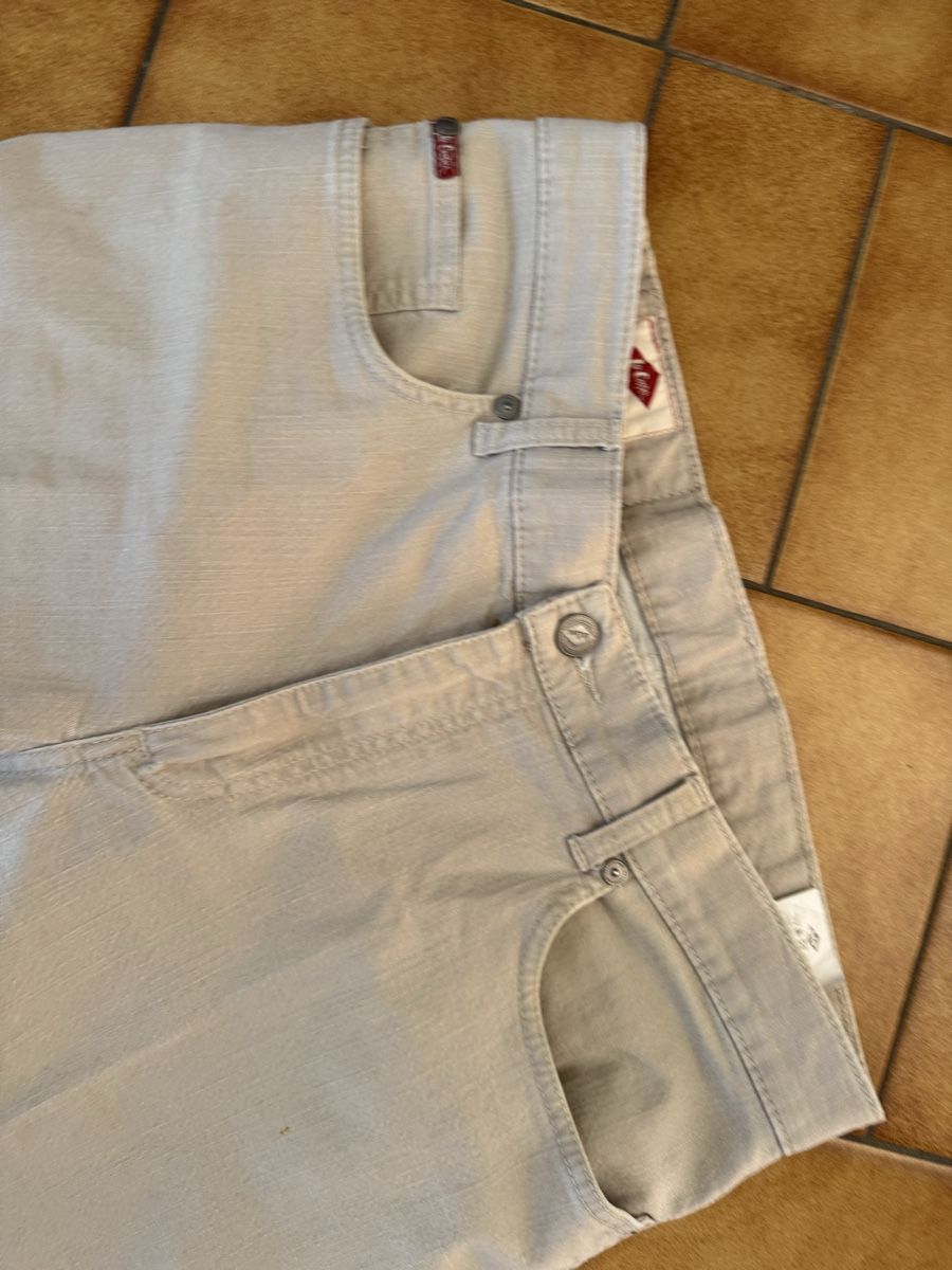 Lee Jeans: Pantalon Lee Cooper beige taille 40 PA – Gebraucht aus Veyrier von kimedovapa 1