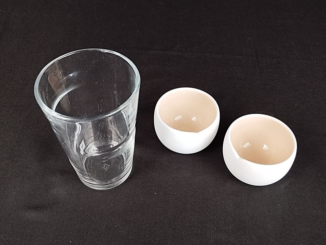 Nespresso Tazze: NESPRESSO Tassen Set und Glas – Usato da Schübelbach venduto da Restwert_Schubelbach