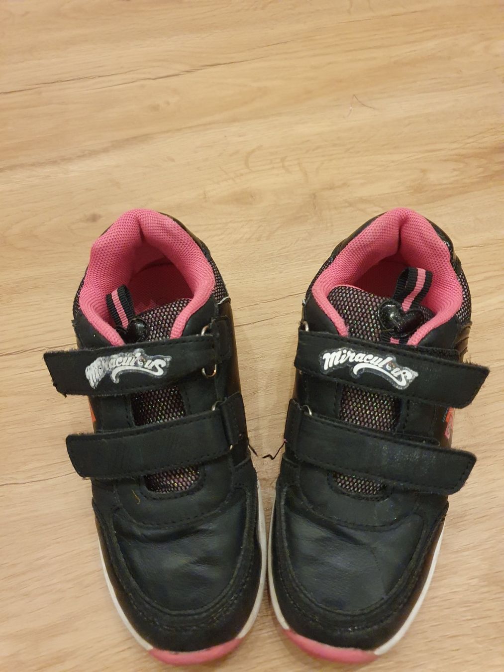 Scarpe per ragazze: Halbschuhe Gr. 30, Miraculous, Ladybug – Usato da Heinrichswil venduto da frankie19860 3