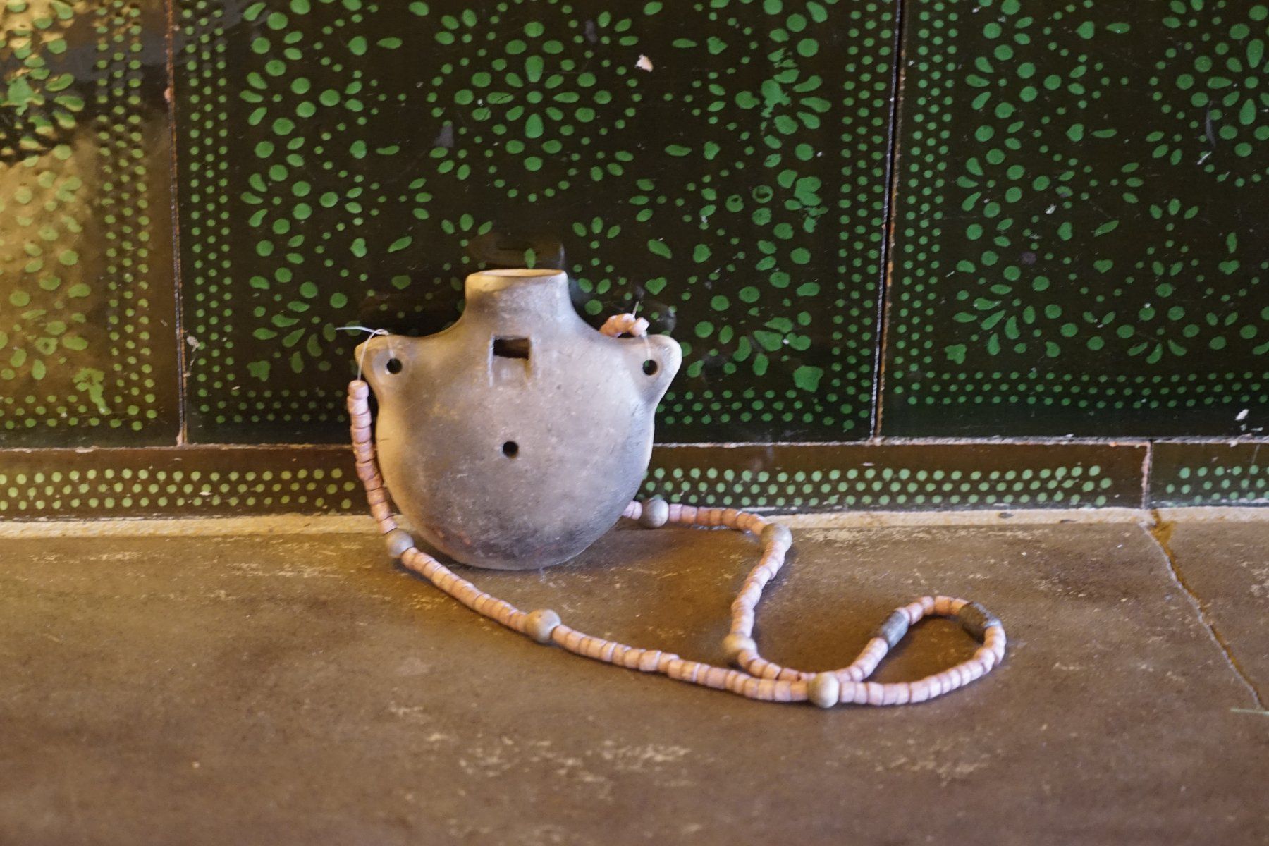Strumenti musicali: Ocarina mit Schlangenmotiv gross – Usato da Hinwil venduto da Schaempi1 2