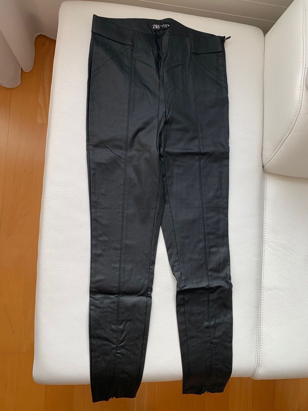Zara Leggings: Damen legins ZARA – Usato da Nürensdorf venduto da and_5tlm