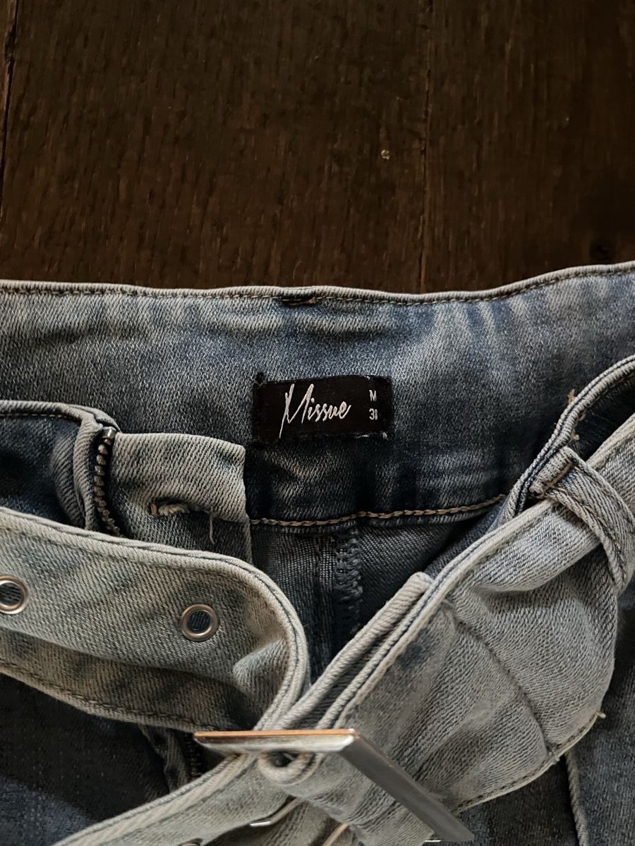Jeans: Flared Y2k Jeans mit Gürtel – Neuf (Voir description) à Unterentfelden par ame_tf2n 3