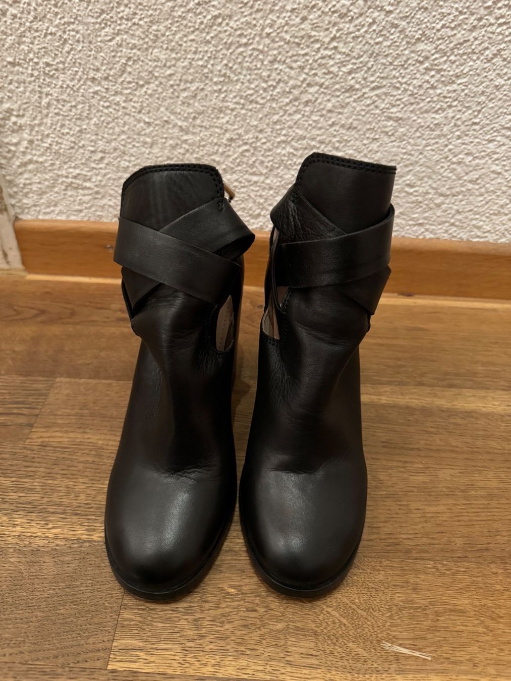 Diesel Scarpe da donna: Diesel Stiefeletten – Usato da Glattbrugg venduto da A.S.90