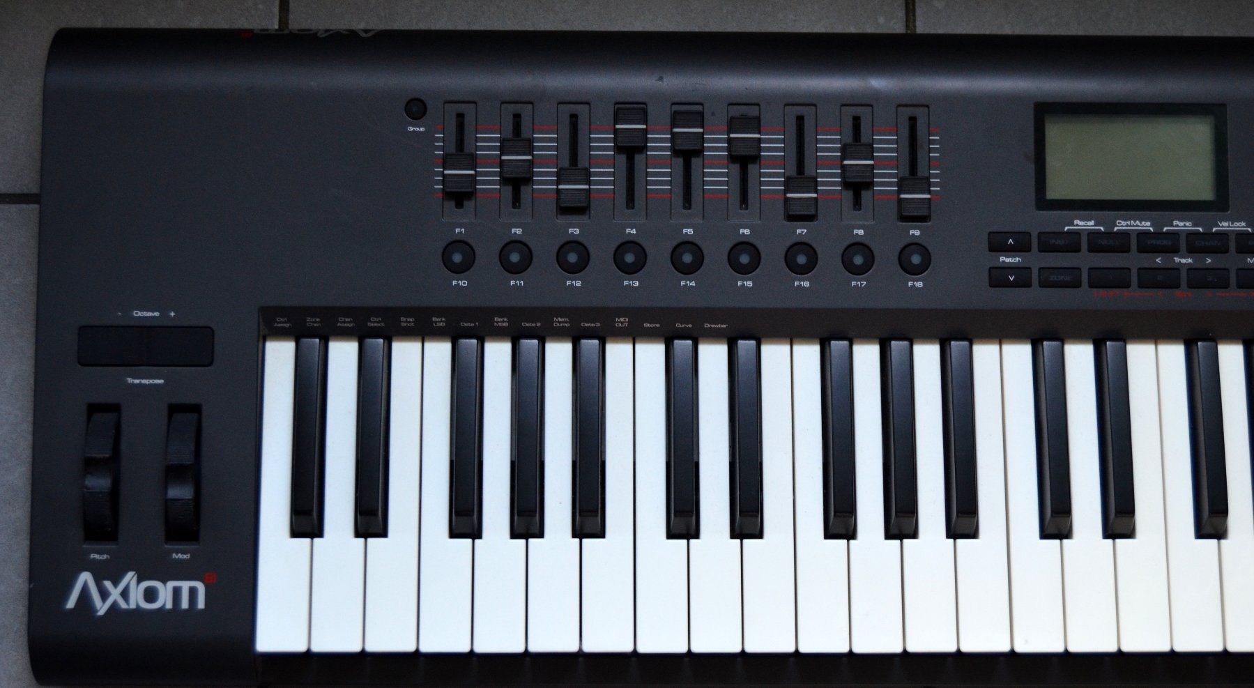 M-Audio Strumenti musicali: M-Audio Axiom 61 Keyboard – Usato da Collonges venduto da arashee 1