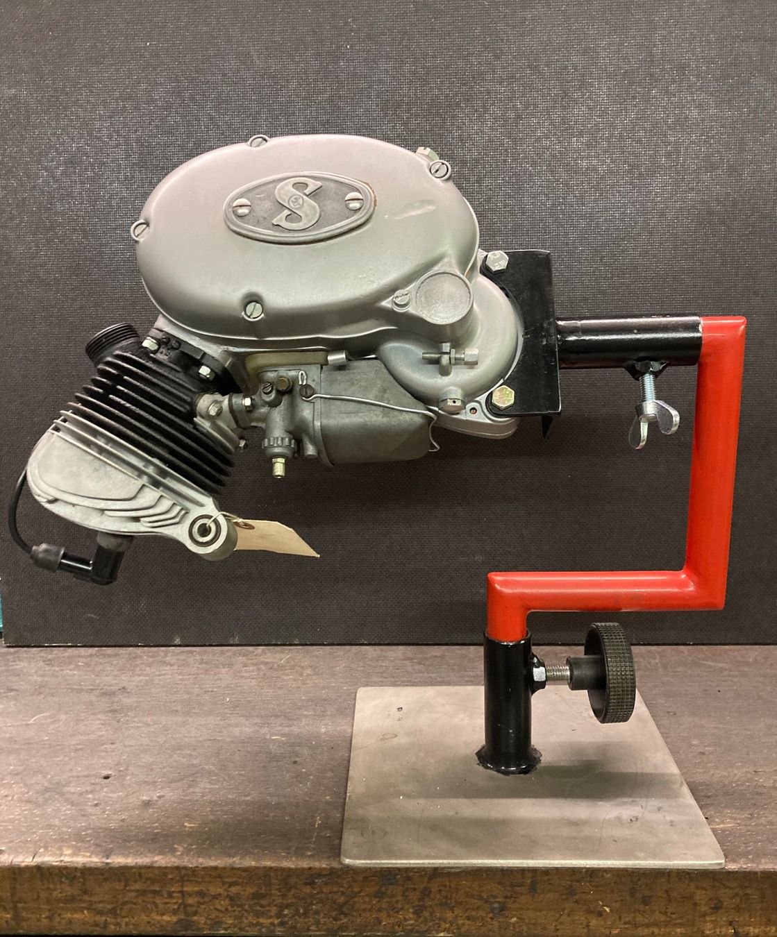 Tutti gli attrezzi: Motor Revision Ständer – Nuovo e nell'imballaggio originale da Brittnau venduto da Paptor 9
