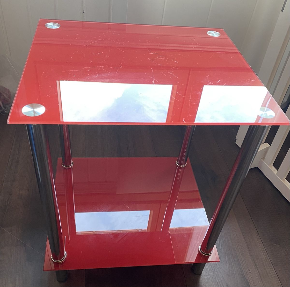 Tables de nuit: Table en verre – D'occasion à Le Vaud par DianeDel 1