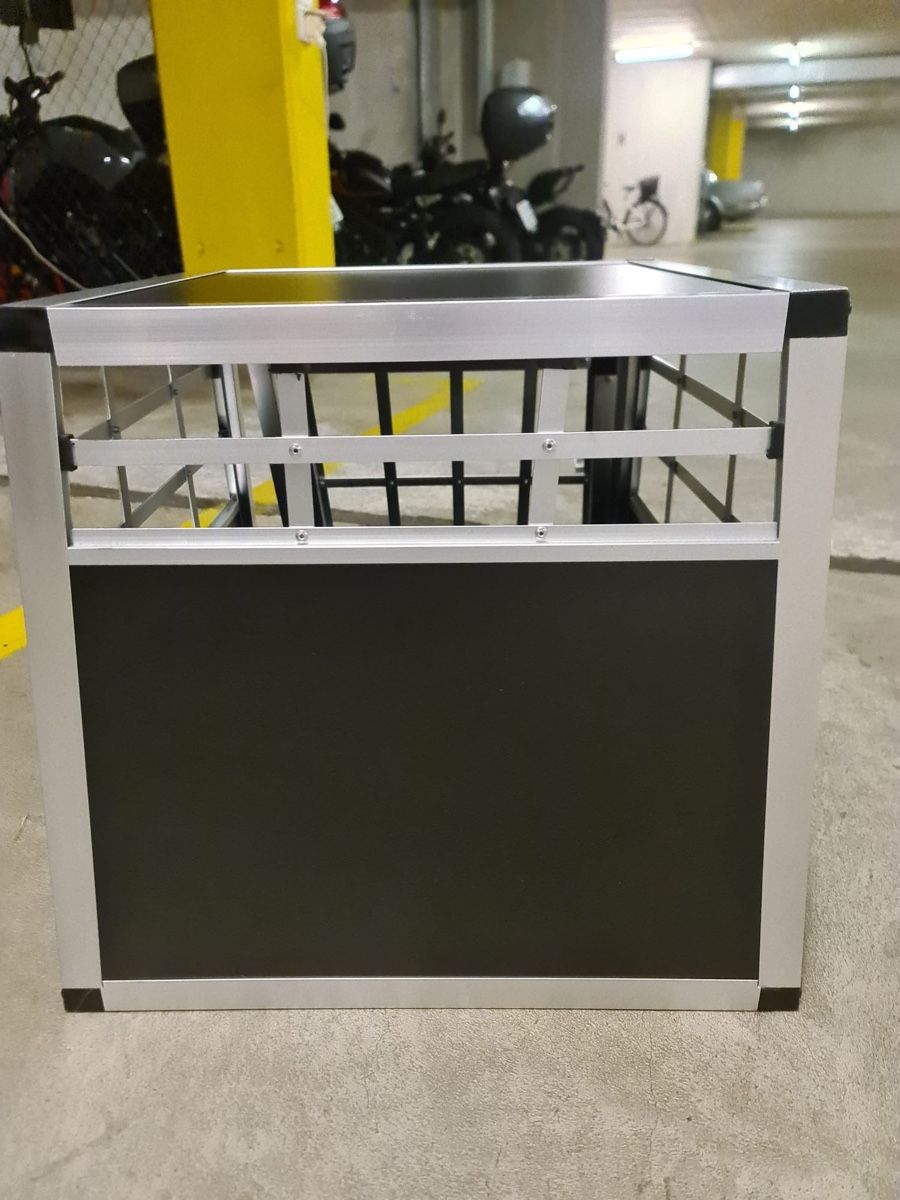 Cages, transport & sécurité: Hundetransportbox – D'occasion à Wetzikon ZH par eli_kg9j 2