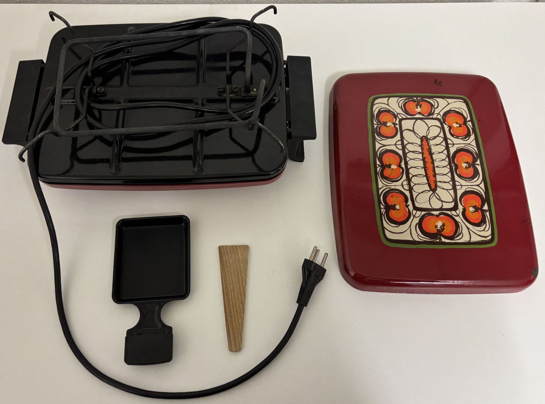 Elettrodomestici da cucina: Raclette Ofen mit 6 Pfännchen – Usato da Buchs AG venduto da SellAndBuyX 1