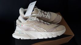 Diadora MYTHOS BLUSHIELD VOLO 2 GOLD Gr.38