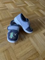 Hausschuhe Kinder Grösse 22 Dino Motiv gute Zustand