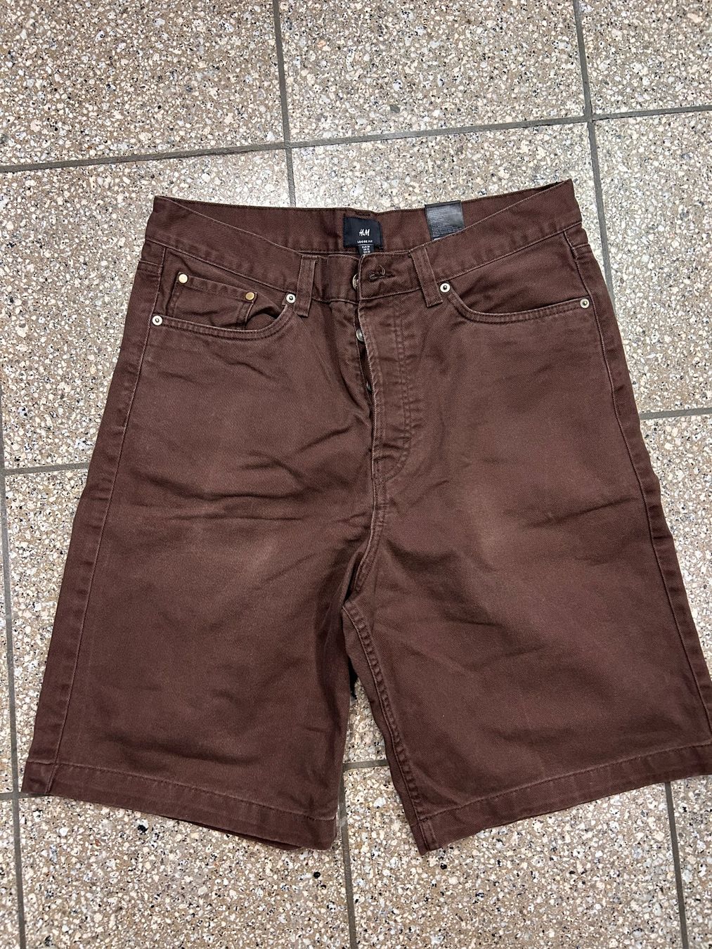 H&M Pantaloni: H+M  Shorts Lose Fit Gr.32 braun – Usato da Birsfelden venduto da Pearl10