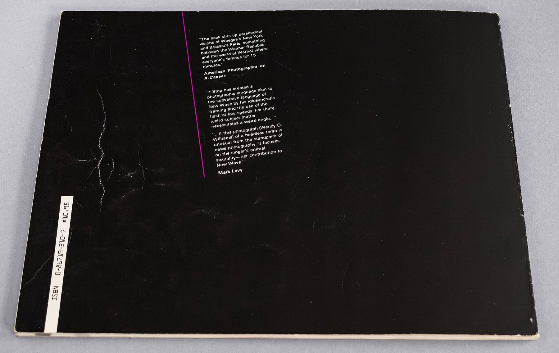 Bücher: WEIRD ANGLES von ƒ-STOP FITZGERALD - PUNKROCK 1982 – Gebraucht aus St. Gallen von kobayashi-maru 1