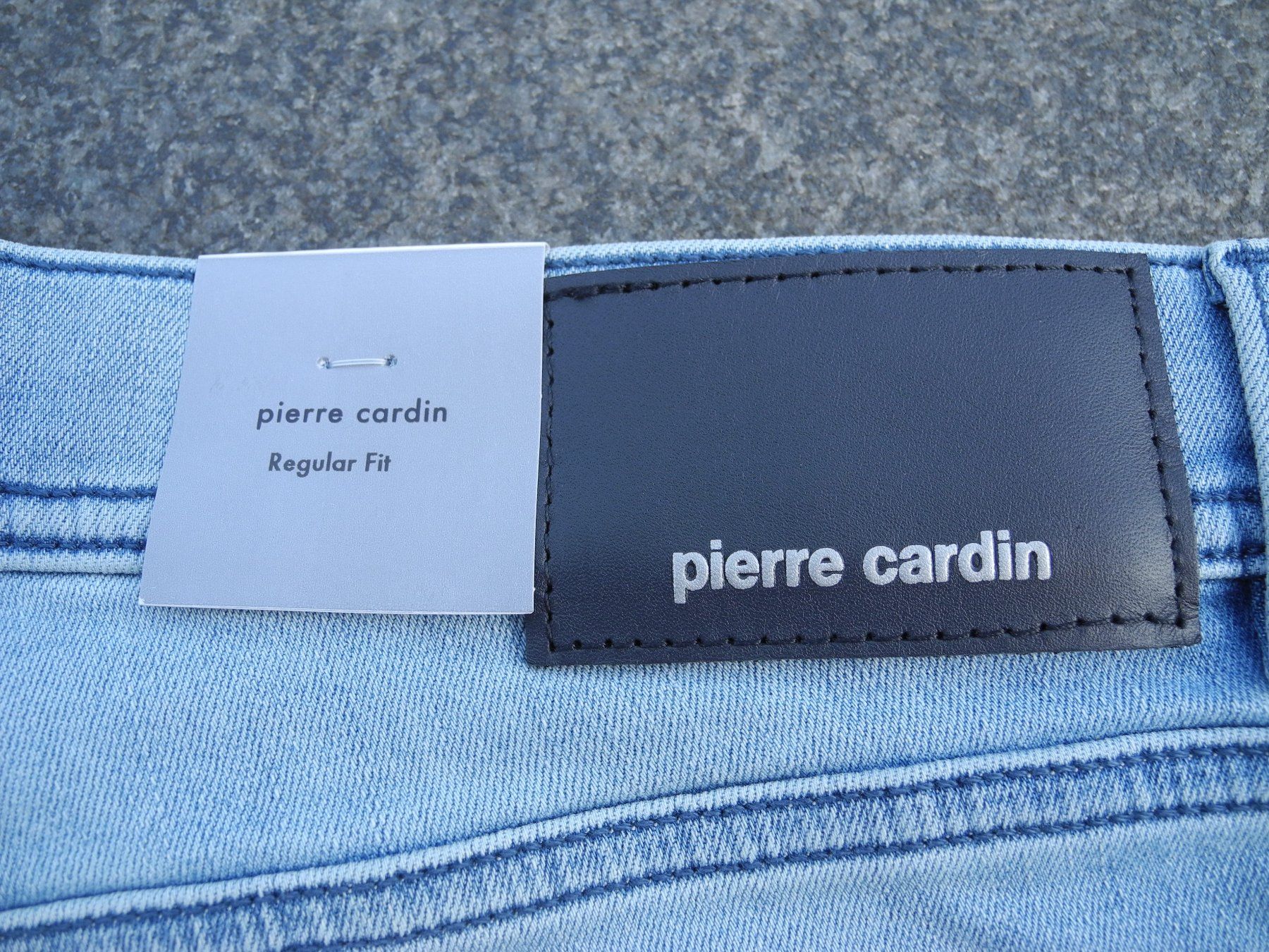 Pierre Cardin Hosen: pierre cardin Bermuda Jeansshorts light blue Gr.34 – Neu (gemäss Beschreibung) aus Wünnewil von ZappBlubbaDuff 3