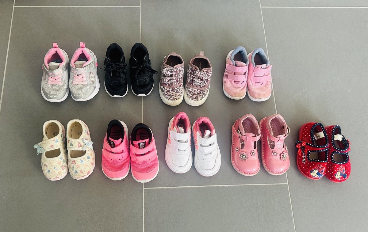 Scarpe per ragazze: Chaussures fille T 23 – Usato da Péry venduto da semsi72