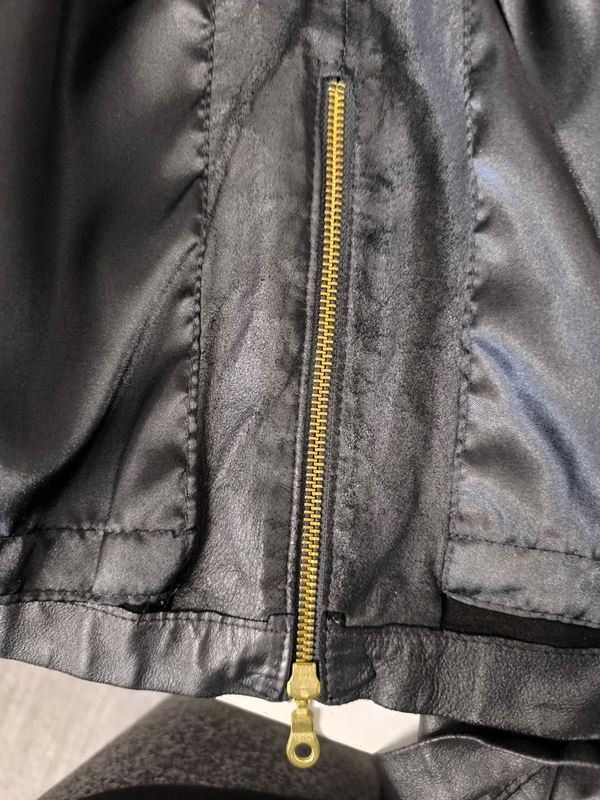 Gilets: Gilet Velour – D'occasion à Rüti ZH par Restwert_Rueti_ZH 6