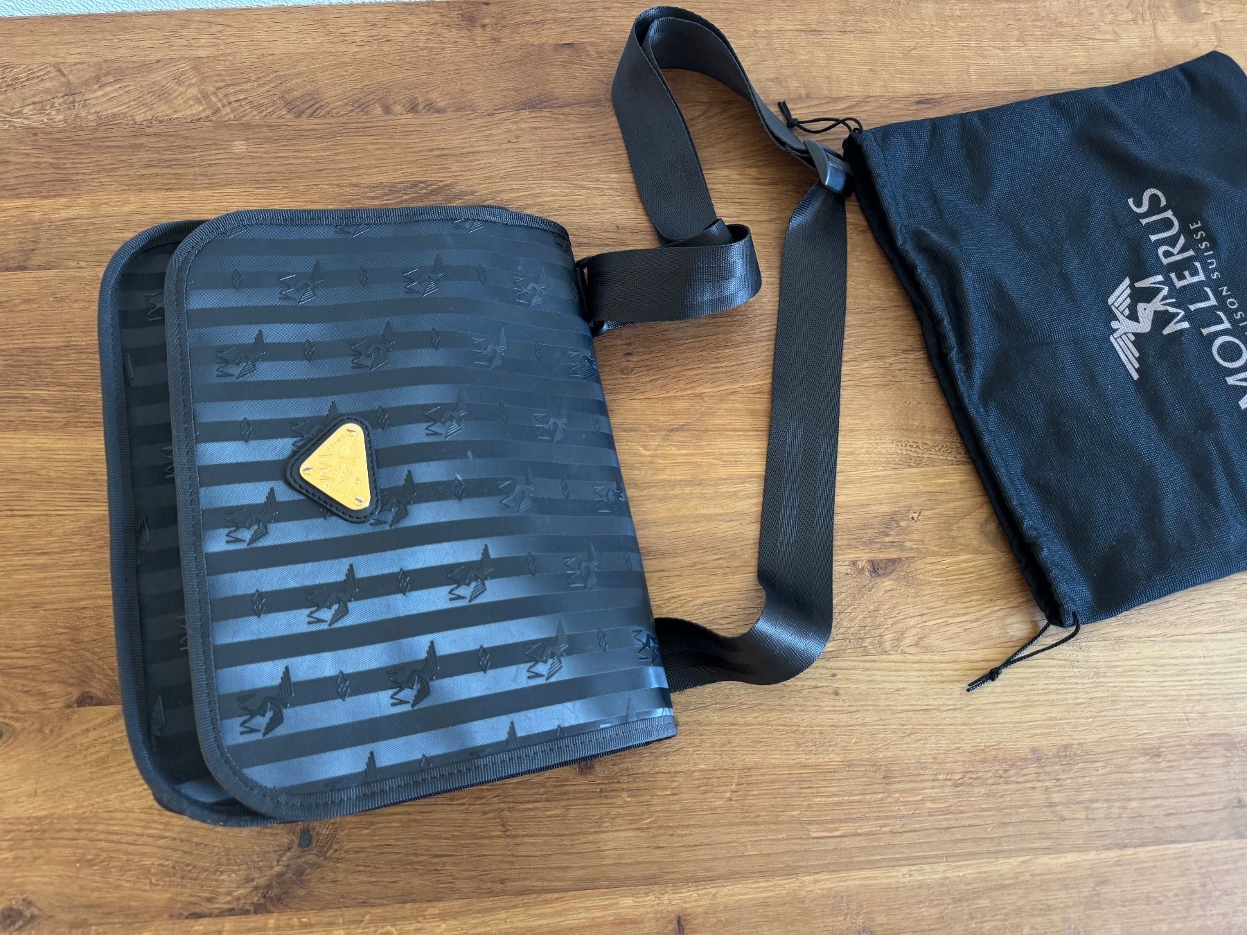 Maison Mollerus Borse da donna: Mollerus Umhängetasche Second Hand, Top Zustand! – Nuovo (secondo la descrizione) da Frauenfeld venduto da lona05 4