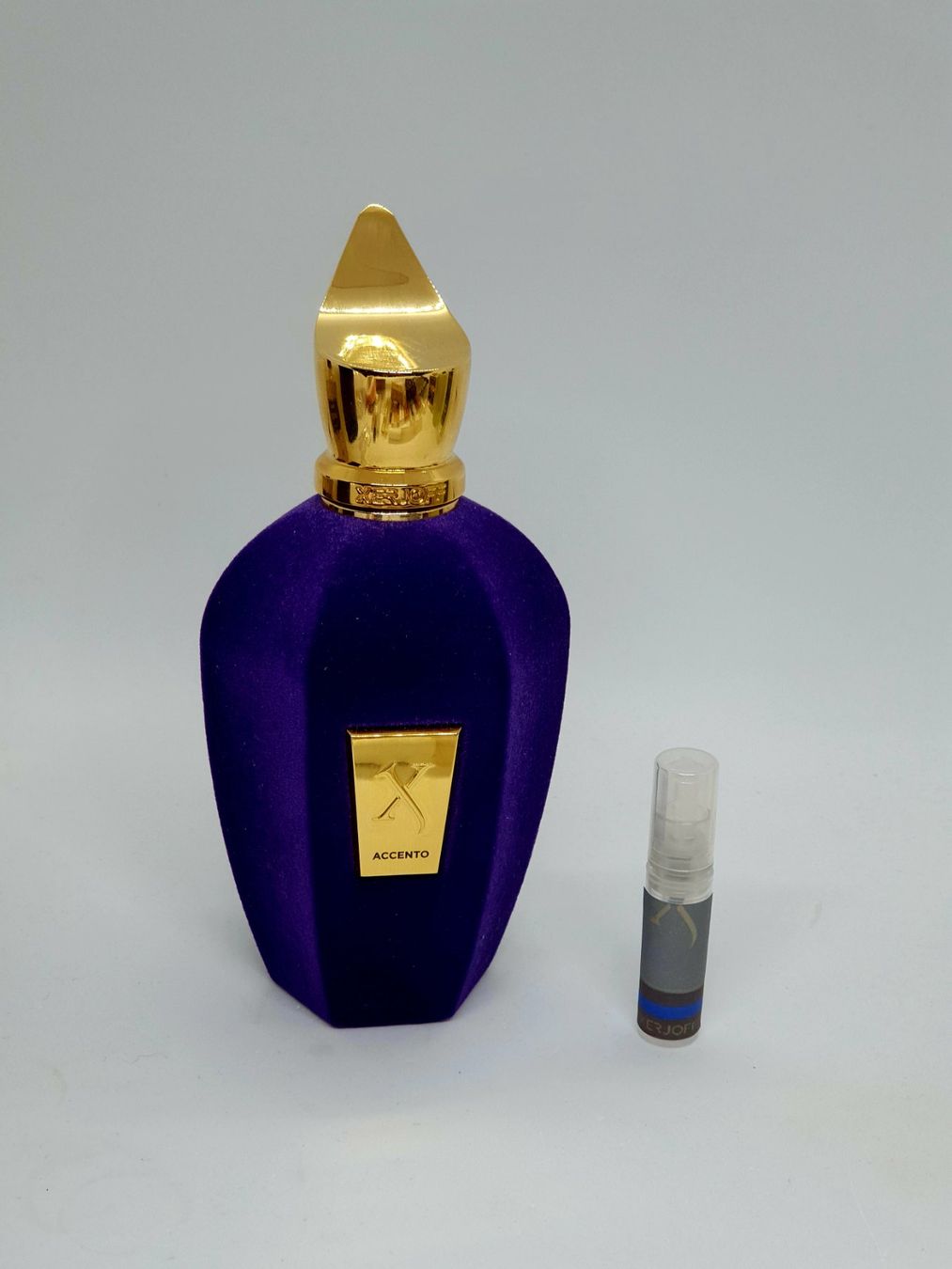 Xerjoff Profumi & Eau de Toilette: 2 ml ACCENTO XERJOFF ABFÜLLUNG – Nuovo (secondo la descrizione) da St. Gallen venduto da CaliSunshine