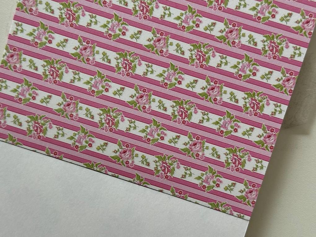 Papiere: Bastelpapier 15,2 x 15,2 cm – Gebraucht aus Greifensee von Seq 3