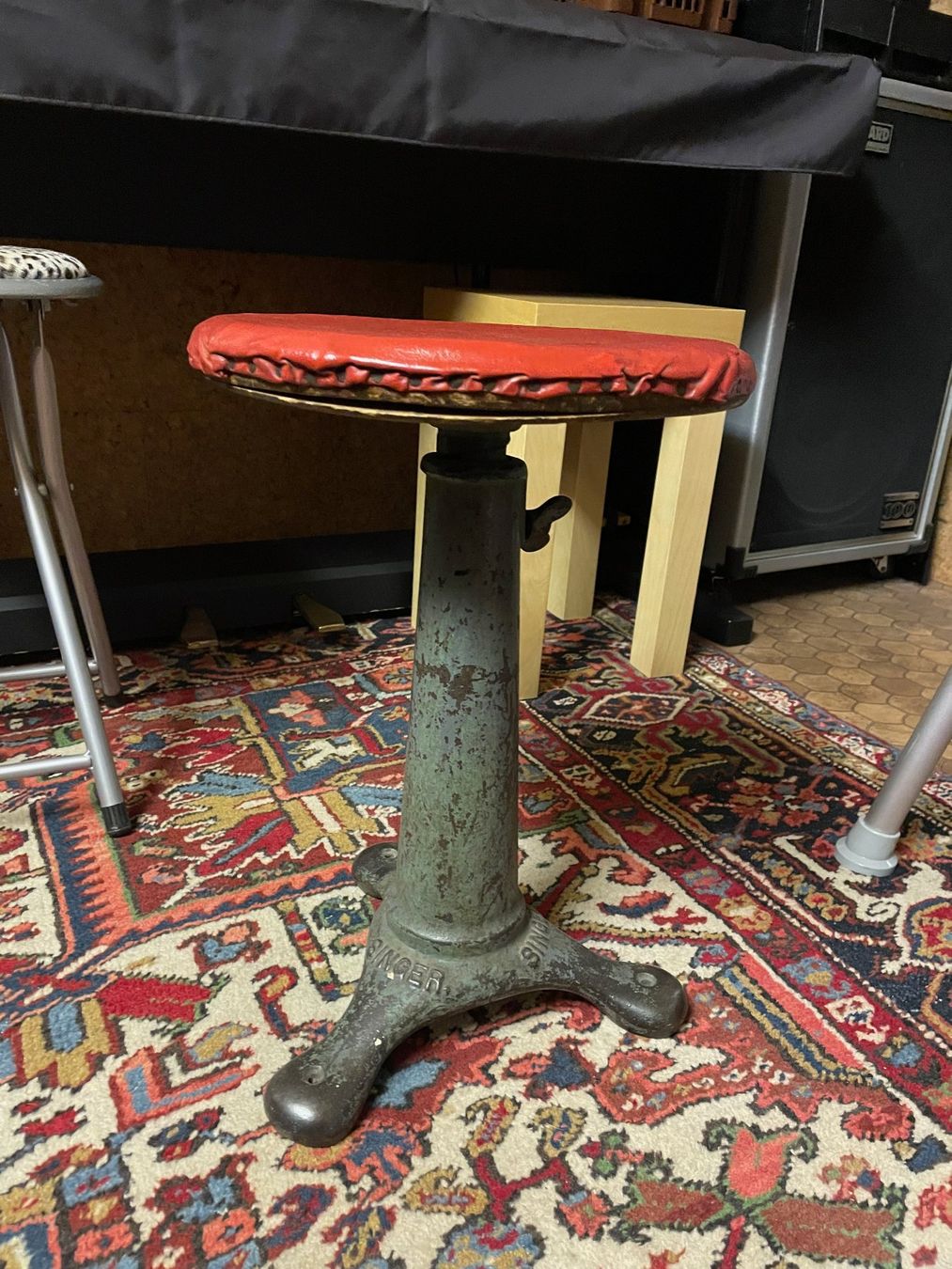 Hocker: Singer Industriehocker, Werkstatthocker, Gusseisen – Gebraucht aus Zürich von Caro55 8