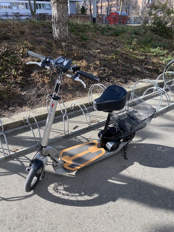 E-Scooter, E-Trottinett, Trivanti (Defekt) in Knutwil für CHF 101 – nur ...