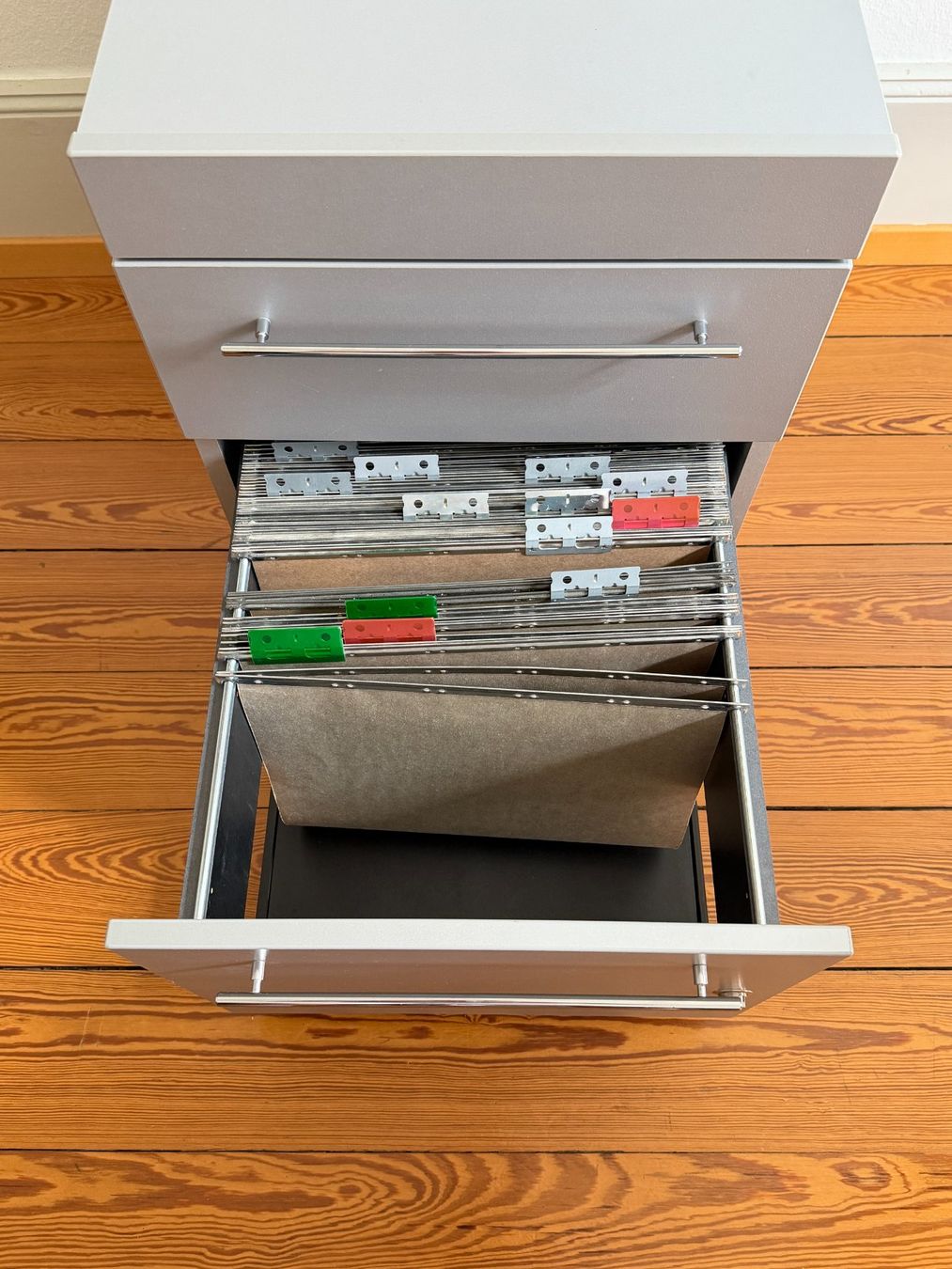 Banconi: Rollcontainer / Bürocontainer grau – Usato da Luzern venduto da MBseller 4