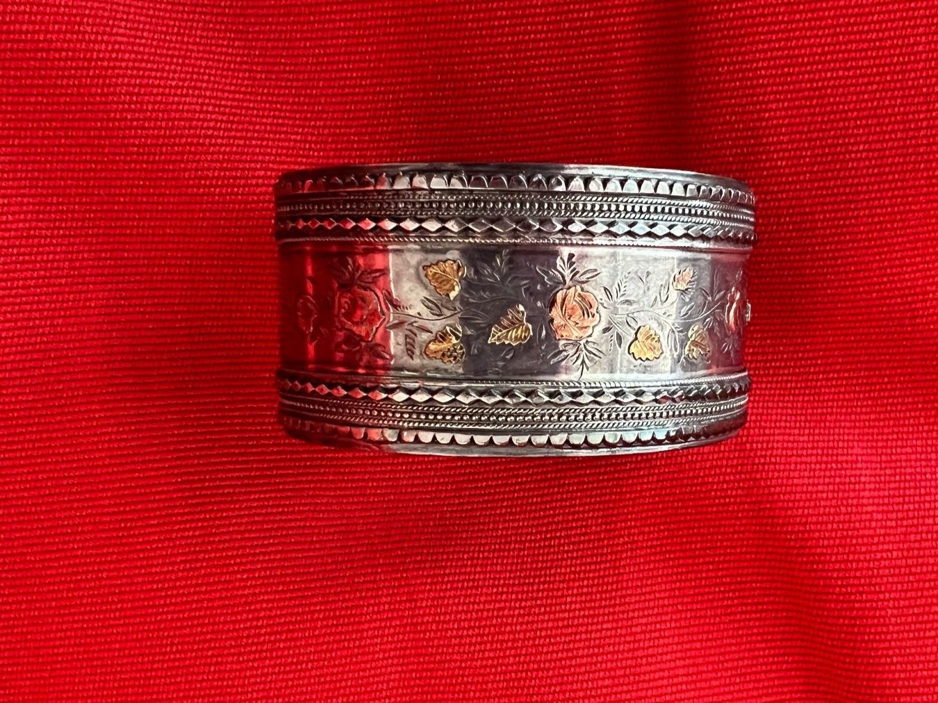 Bracciali & Braccialetti: Antiker Silberarmreif/Bangle, ca 1870 – Usato da Iragna venduto da Flips03 1
