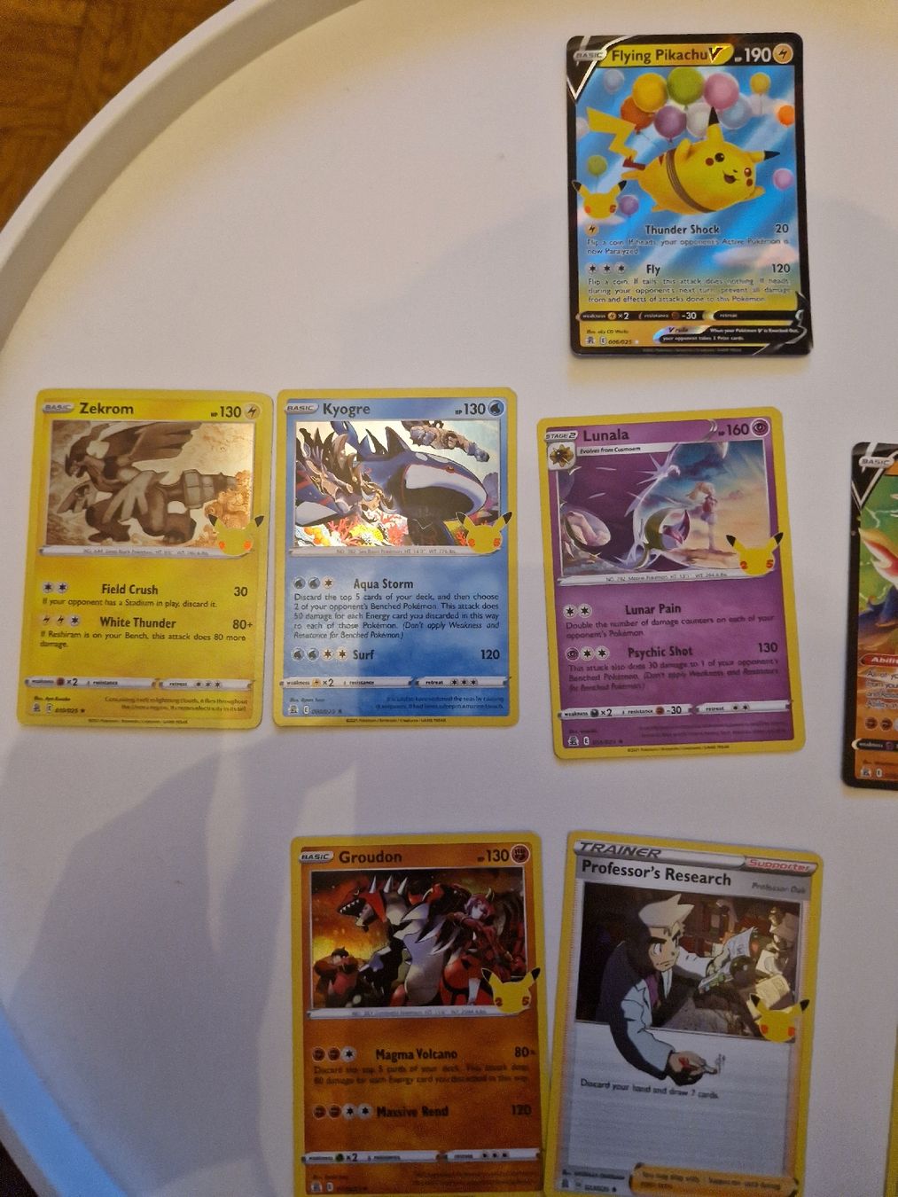 Pokémon Carte collezionabili: Cartes pokémon 25 th – Nuovo (secondo la descrizione) da Les Acacias venduto da S.Vieira 2