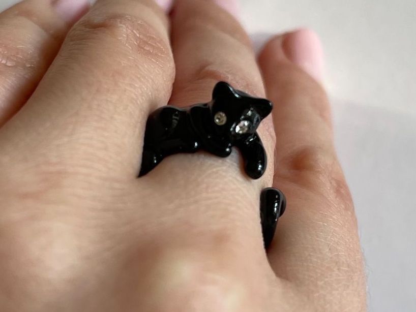 Anelli: Jolie bague en forme de chat – Nuovo e nell'imballaggio originale da Genève venduto da Annilu