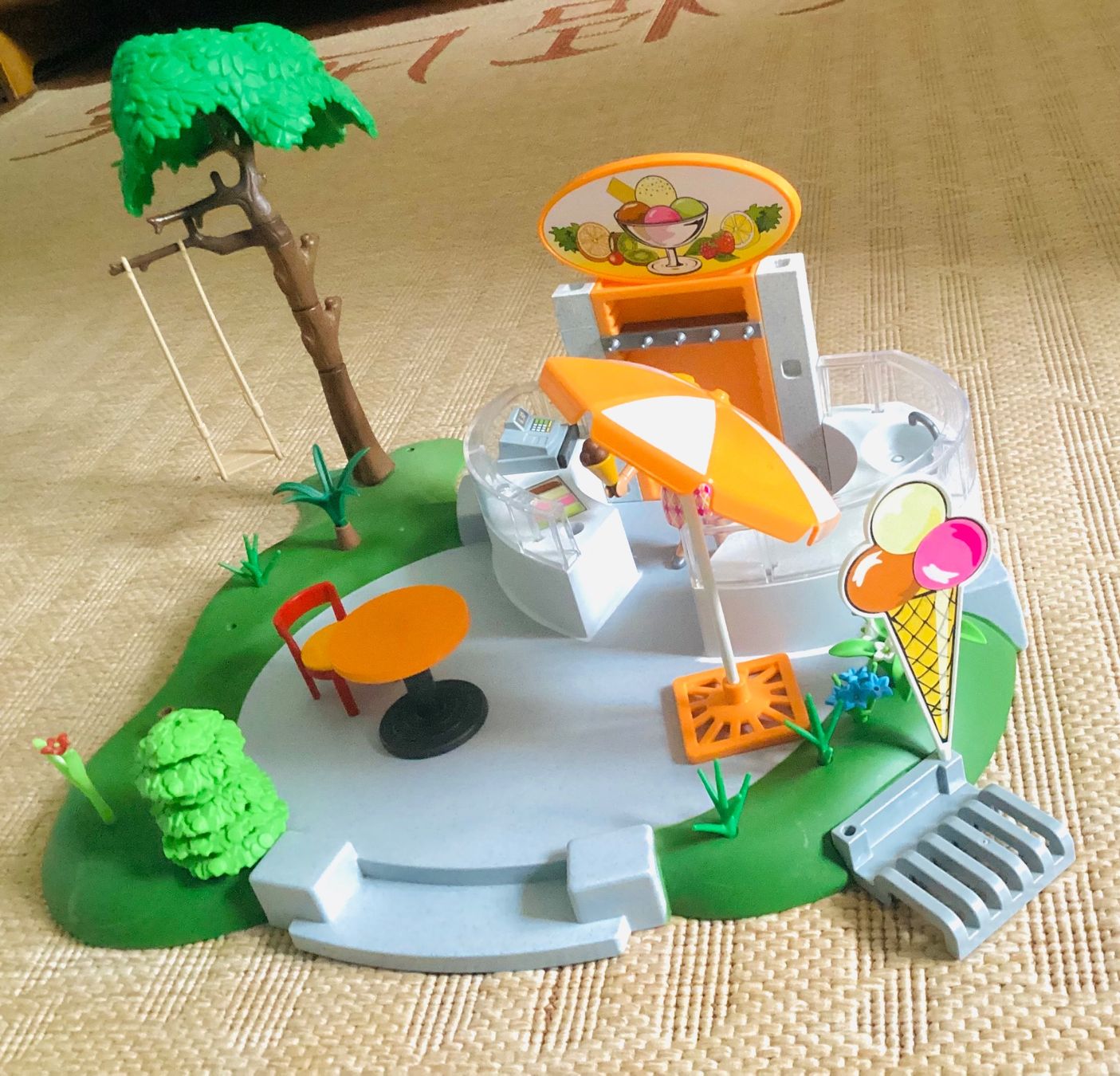 Playmobil Maisons pour enfant: Playmobil Eisdiele – D'occasion à Bonstetten par tar_t6jv 1