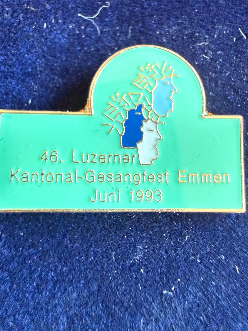Plaketten & Abzeichen: Pin Set 46. Luzerner Kantonal-Gesangfest 1993 – Gebraucht aus Dallenwil von att_82gp 2