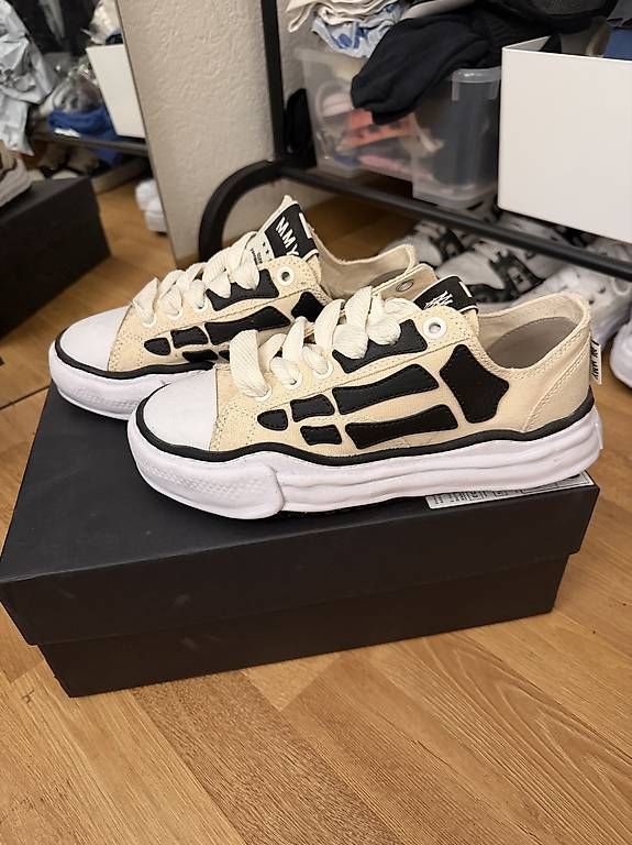 Scarpe da uomo: Maison Mihara – Nuovo e nell'imballaggio originale da Kriens venduto da bra_6ps7