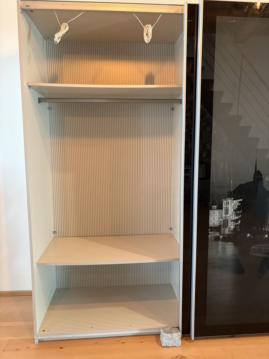 Interio Armadi: Interio Schrank special edition Züri – Usato da Winterthur venduto da Silimann 2