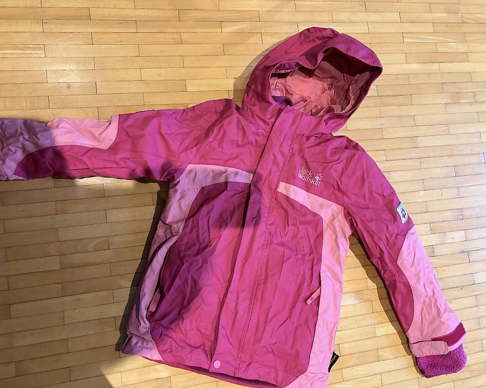 Jacken & Mäntel: Wind- und Regenjacke 116/128 – Gebraucht aus Dottikon von Skyylark 1