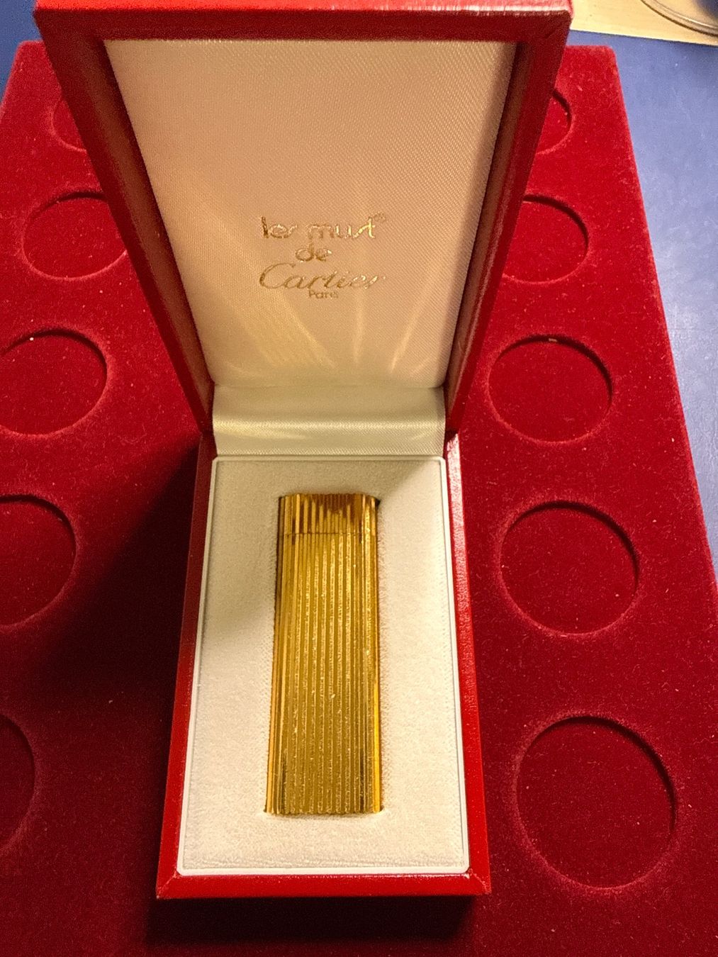 Cartier Feuerzeuge: Cartier Gasfeuerzeug – Gebraucht aus Pfeffingen von Allhandelklgwatches