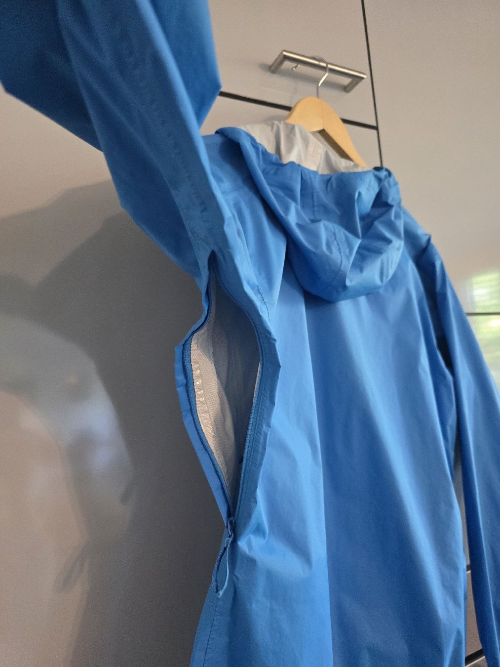 Helly Hansen Giacche: Veste de pluie,  Helly Hansen bleu, taille M – Usato da BERN venduto da froggyinternationale 2