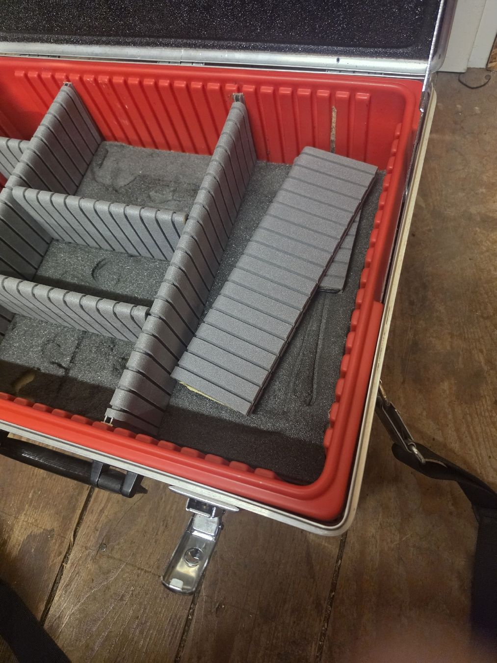 Rimowa Reisekoffer: Rimowa Aluminium Koffer – Gebraucht aus Ebikon von bagija 6