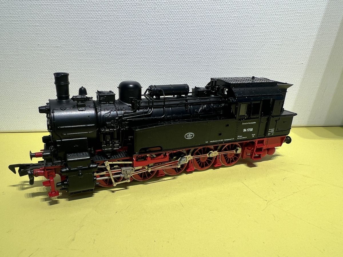 Fleischmann Modelleisenbahnen: Fleischmann BR94 Dampflok, 2. Wahl – Defekt aus Weinfelden von Kammerflimmern 2