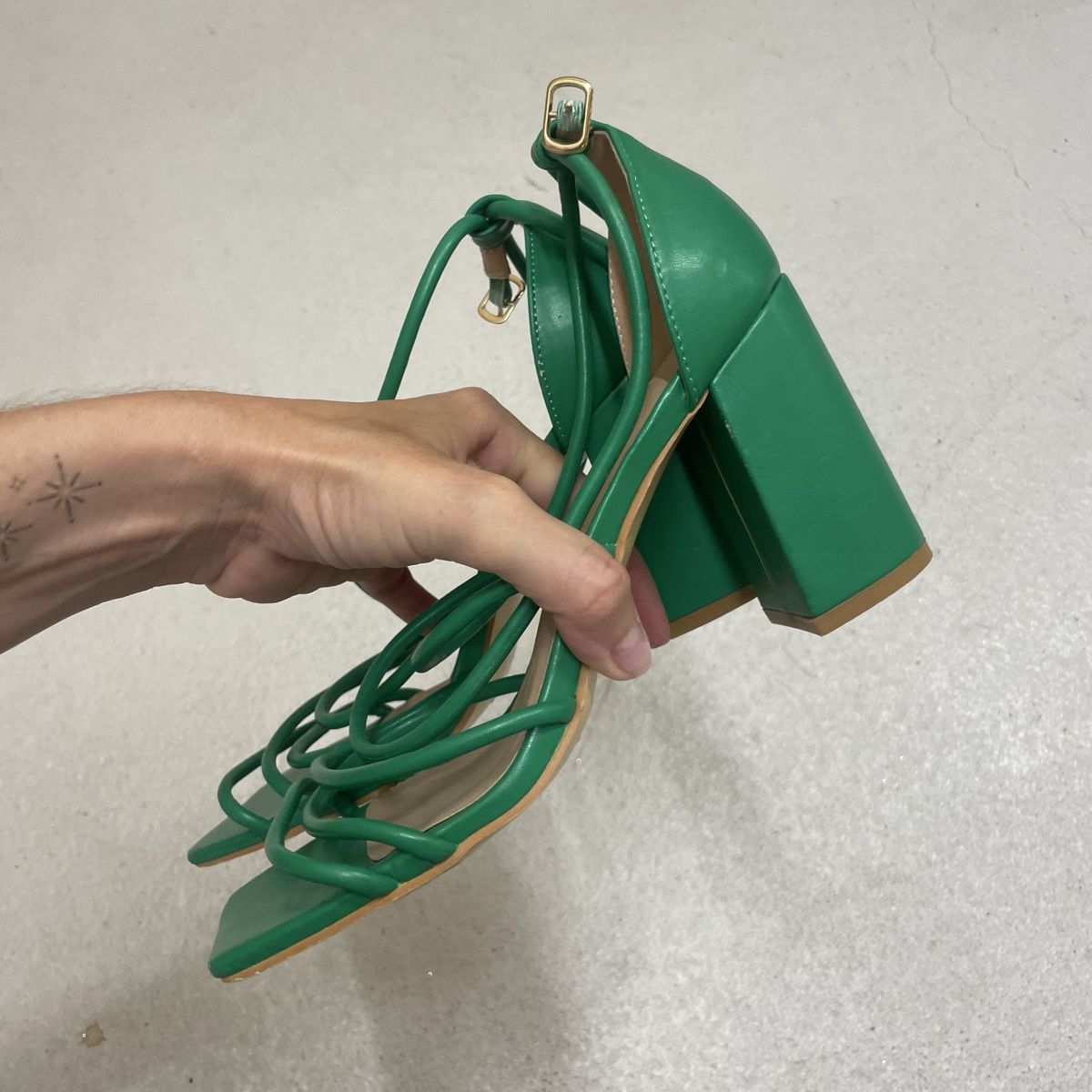 Scarpe da donna: Sandalen Gruen Groesse 39 – Usato da Utzenstorf venduto da beatrice.ch 5