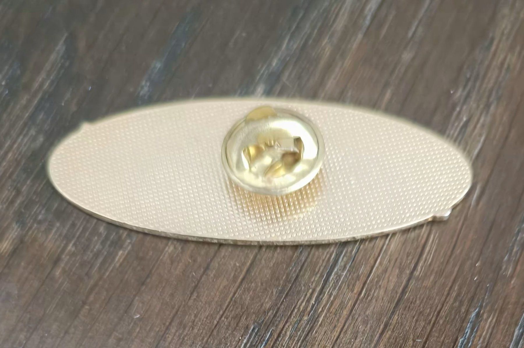 Placchette & Badge: Pin Emirates – Usato da Grenchen venduto da Hegre50 1