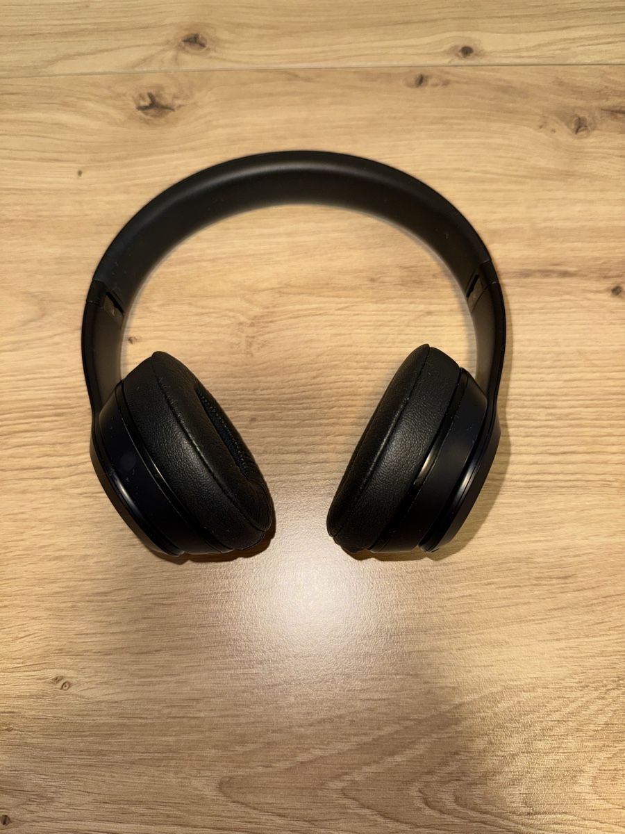 Beats Cuffie: Beats Solo3 Wireless Kopfhörer | Schwarz | Bluetooth | inkl. – Usato da Luzern venduto da ver_25gj