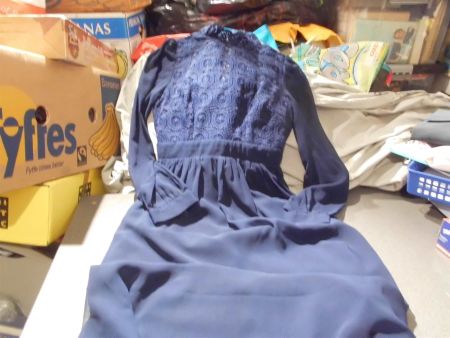 Abendkleid ca. Grösse S, dunkelblau