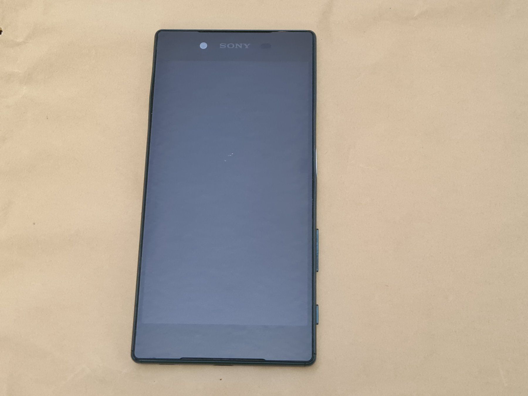Sony Telefoni cellulari / Smartphones: Android Smartphone: Sony Xperia Z5 Dual Modell E6683 – Usato da Winterthur venduto da Opusco 7
