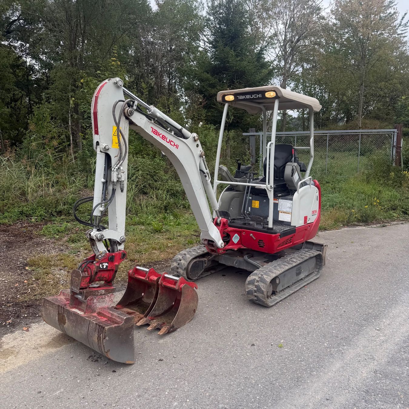 Takeuchi Escavatori: Takeuchi TB216 & TB219 – Usato da Menziken venduto da TairiBaumaschinen10 3