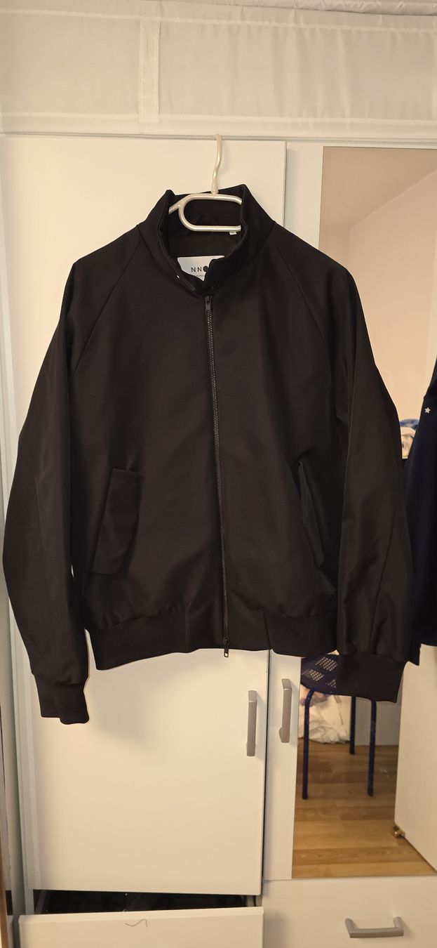 Jacken: No Nationality Jacke – Neu (gemäss Beschreibung) aus Amriswil von newschweiz